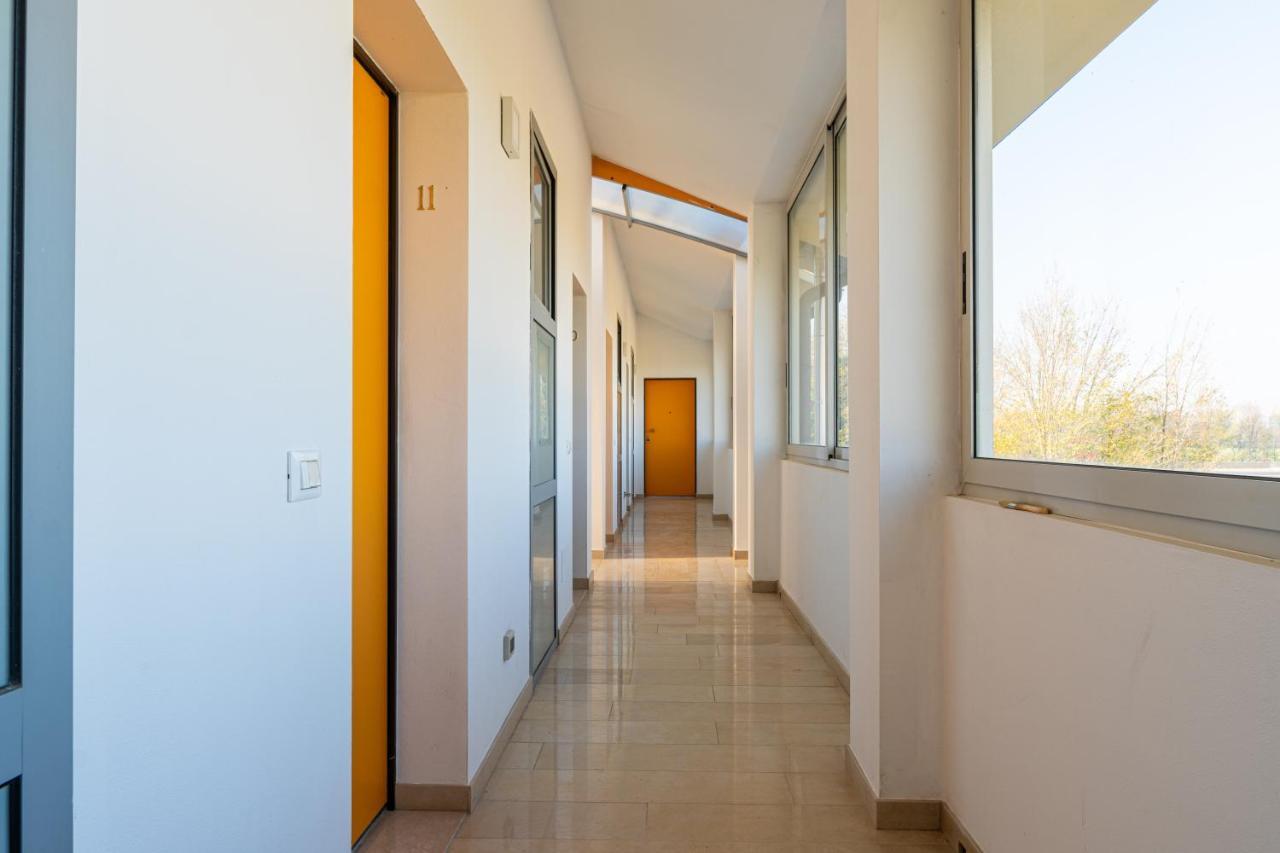 Gold Oasi - Business Solution Aparthotel Ferrara Kültér fotó